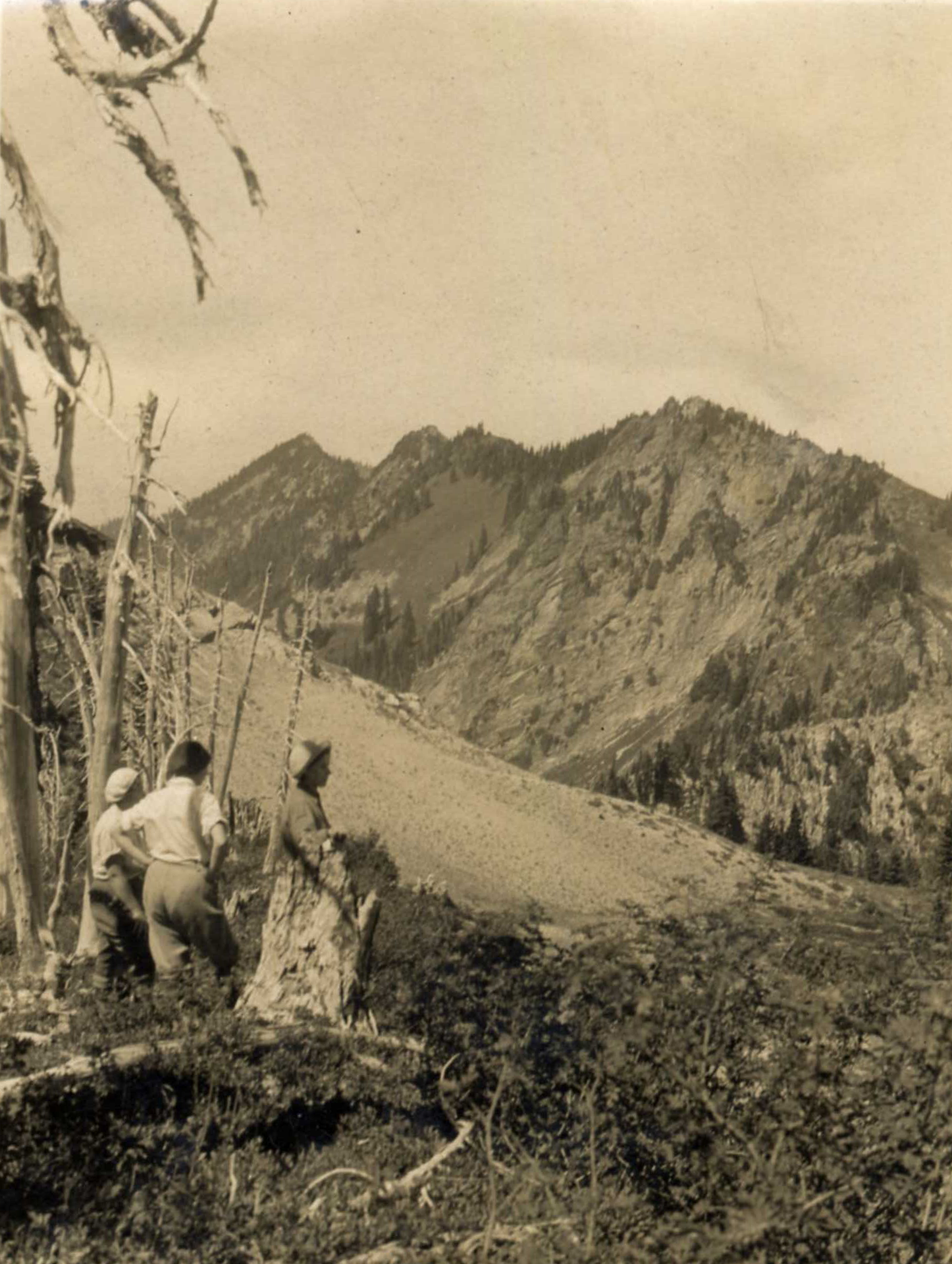 1930s hikers